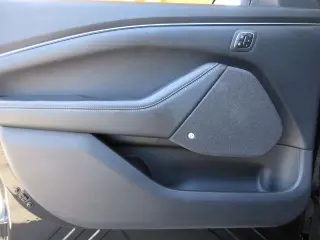 Ford Mustang Mach-E 2023 Premium 4dr SUV