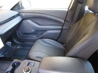 Ford Mustang Mach-E 2023 Premium 4dr SUV