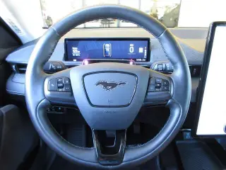 Ford Mustang Mach-E 2023 Premium 4dr SUV