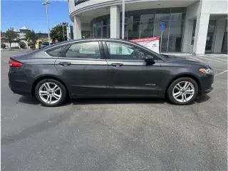 Ford Fusion Hybrid 2018 S 4dr Sedan