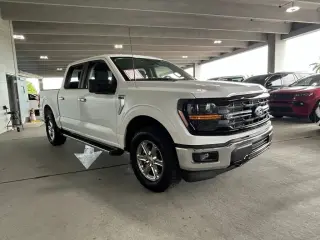 Ford F-150 2025 4x4 XLT 4dr SuperCrew 5.5 ft. SB