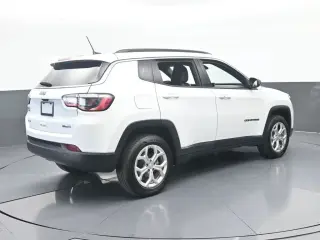 Jeep Compass 2024 4x4 Latitude 4dr SUV