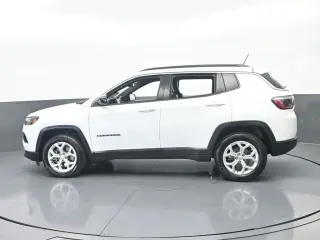 Jeep Compass 2024 4x4 Latitude 4dr SUV