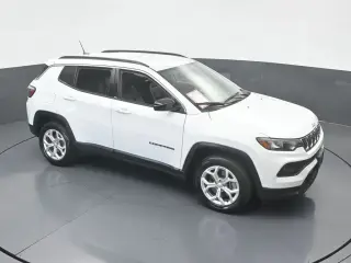 Jeep Compass 2024 4x4 Latitude 4dr SUV