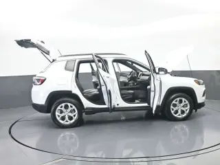 Jeep Compass 2024 4x4 Latitude 4dr SUV