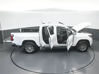 Chevrolet Colorado 2023 4x2 LT 4dr Crew Cab 5 ft. SB