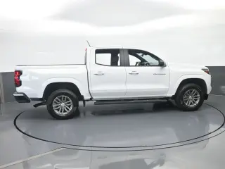 Chevrolet Colorado 2023 4x2 LT 4dr Crew Cab 5 ft. SB