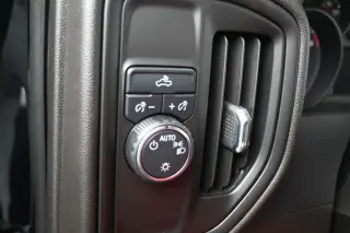 Chevrolet Silverado 1500 2022 4x2 Custom 4dr Crew Cab 5.8 ft. SB