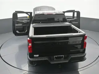 Chevrolet Silverado 1500 2022 4x2 Custom 4dr Crew Cab 5.8 ft. SB