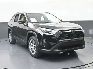 Toyota RAV4 2025 XLE Premium 4dr SUV