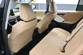 Toyota RAV4 2025 XLE Premium 4dr SUV