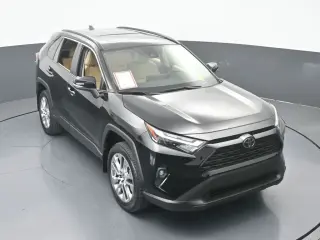 Toyota RAV4 2025 XLE Premium 4dr SUV