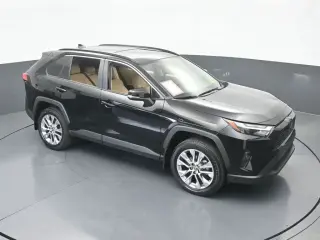Toyota RAV4 2025 XLE Premium 4dr SUV