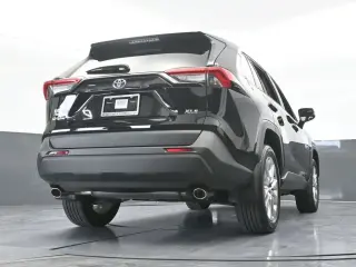 Toyota RAV4 2025 XLE Premium 4dr SUV