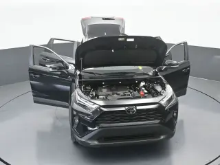 Toyota RAV4 2025 XLE Premium 4dr SUV