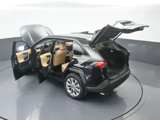 Toyota RAV4 2025 XLE Premium 4dr SUV