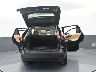 Toyota RAV4 2025 XLE Premium 4dr SUV