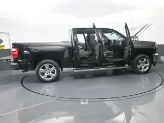 Chevrolet Silverado 1500 2018 4x2 LT 4dr Crew Cab 5.8 ft. SB
