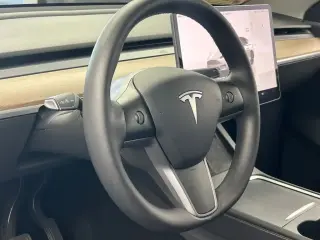 Tesla Model Y 2022 AWD Long Range 4dr Crossover
