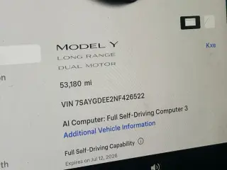 Tesla Model Y 2022 AWD Long Range 4dr Crossover