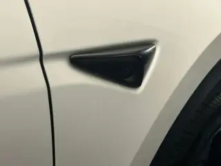 Tesla Model Y 2022 AWD Long Range 4dr Crossover