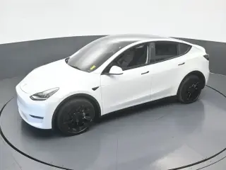 Tesla Model Y 2022 AWD Long Range 4dr Crossover