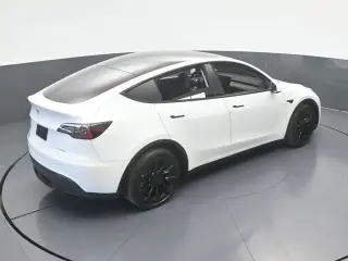 Tesla Model Y 2022 AWD Long Range 4dr Crossover
