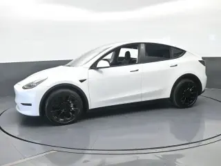Tesla Model Y 2022 AWD Long Range 4dr Crossover