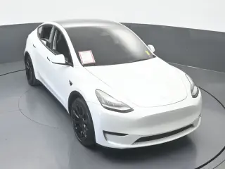Tesla Model Y 2022 AWD Long Range 4dr Crossover