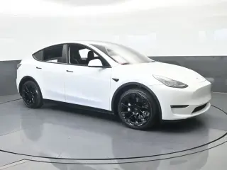 Tesla Model Y 2022 AWD Long Range 4dr Crossover