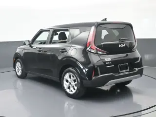 Kia Soul 2023 S 4dr Crossover