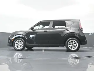 Kia Soul 2023 S 4dr Crossover