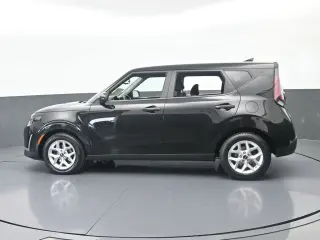 Kia Soul 2023 S 4dr Crossover