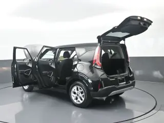 Kia Soul 2023 S 4dr Crossover