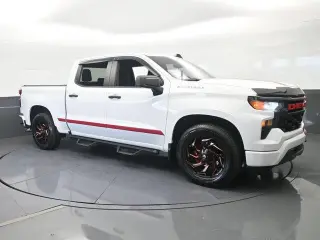 Chevrolet Silverado 1500 2023 4x2 Custom 4dr Crew Cab 5.8 ft. SB