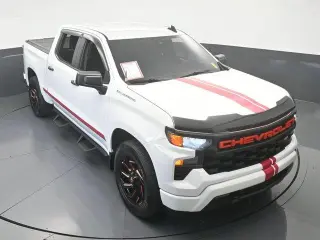 Chevrolet Silverado 1500 2023 4x2 Custom 4dr Crew Cab 5.8 ft. SB