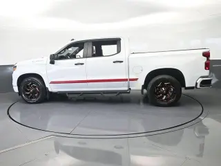 Chevrolet Silverado 1500 2023 4x2 Custom 4dr Crew Cab 5.8 ft. SB