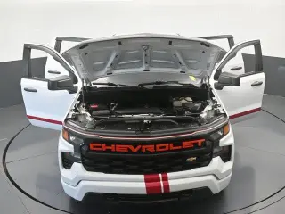 Chevrolet Silverado 1500 2023 4x2 Custom 4dr Crew Cab 5.8 ft. SB