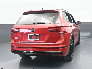 Volkswagen Tiguan 2024 SE R-Line Black 4dr SUV