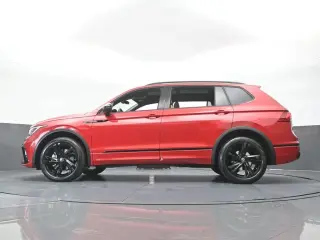 Volkswagen Tiguan 2024 SE R-Line Black 4dr SUV