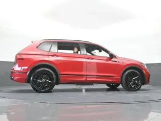 Volkswagen Tiguan 2024 SE R-Line Black 4dr SUV