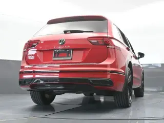 Volkswagen Tiguan 2024 SE R-Line Black 4dr SUV