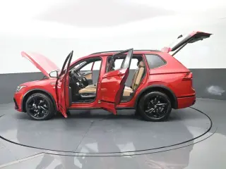 Volkswagen Tiguan 2024 SE R-Line Black 4dr SUV