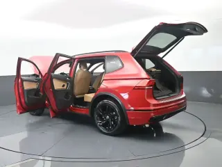 Volkswagen Tiguan 2024 SE R-Line Black 4dr SUV