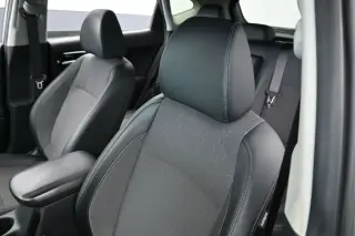 Kia Seltos 2024 S 4dr SUV