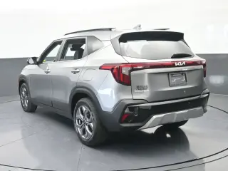 Kia Seltos 2024 S 4dr SUV