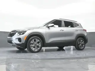 Kia Seltos 2024 S 4dr SUV