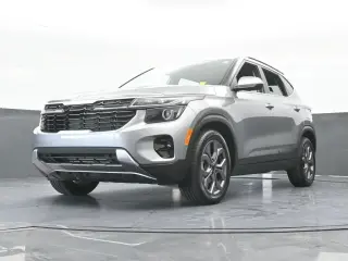 Kia Seltos 2024 S 4dr SUV