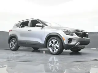 Kia Seltos 2024 S 4dr SUV