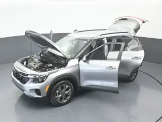Kia Seltos 2024 S 4dr SUV